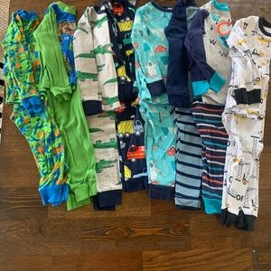 Toddler PJ Bundle! (Size 3T)